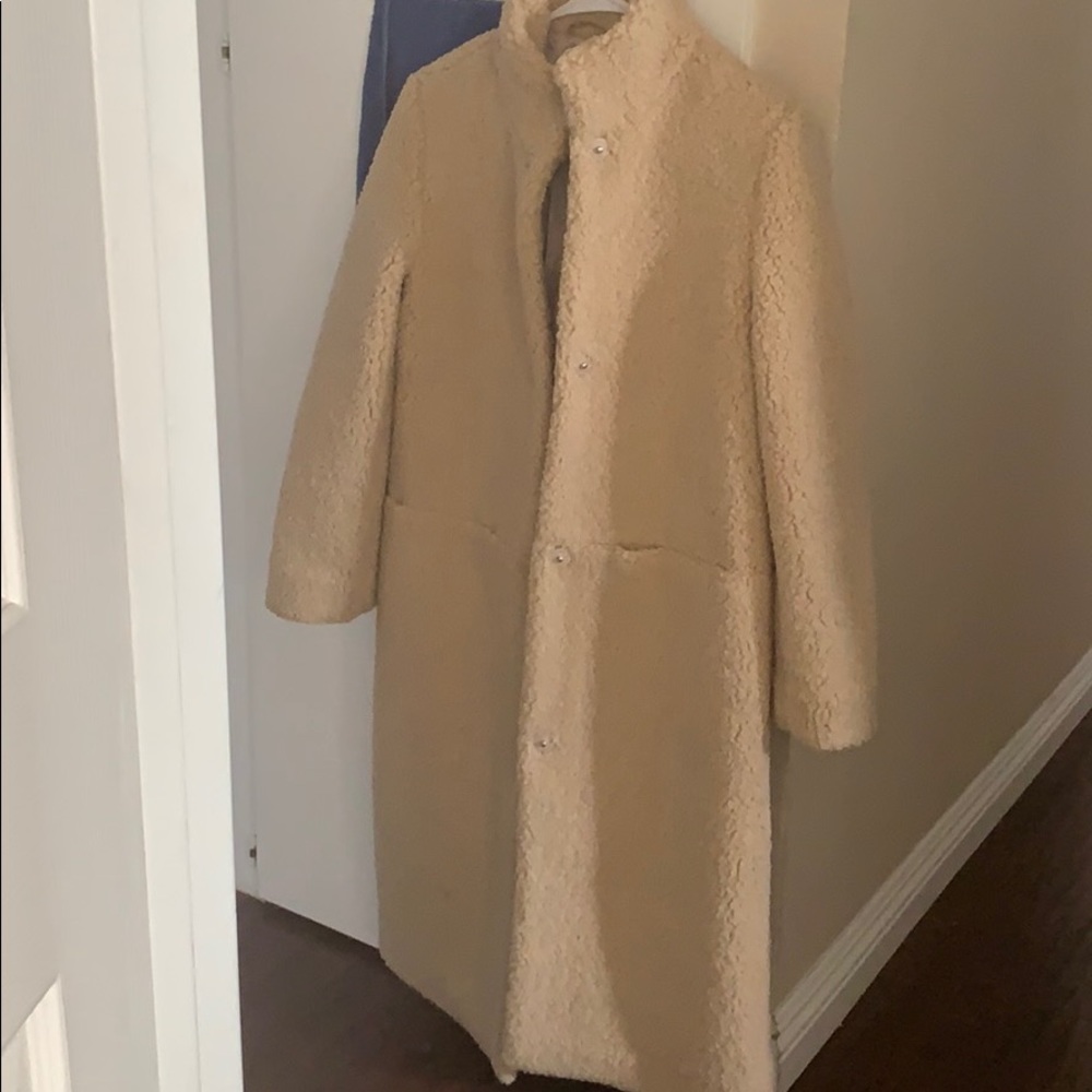 & Other Stories Beige Teddy Coat with Blue Layering - Picture 2 of 4